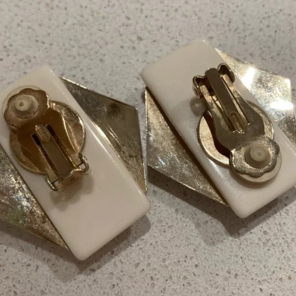 Vintage Clip earrings - Picture 2 of 2